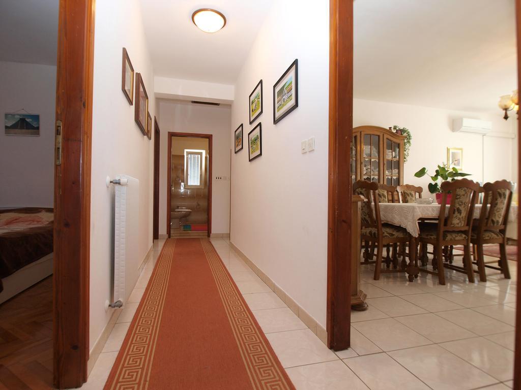 Apartment Luisa 1437 Peruski ภายนอก รูปภาพ