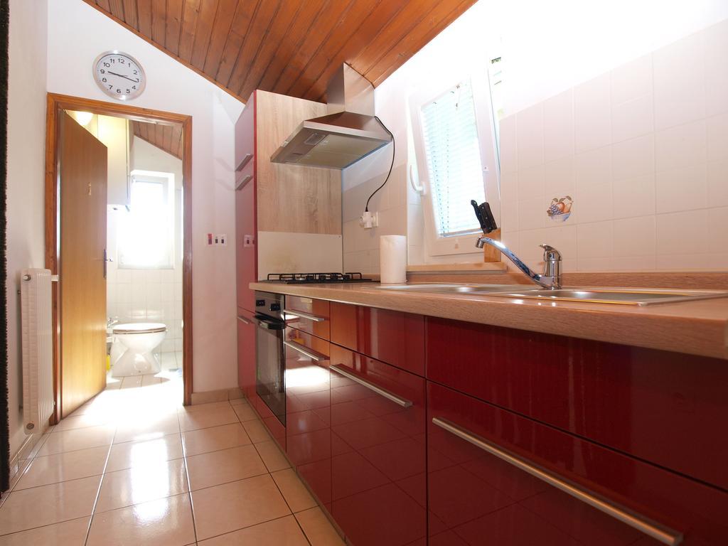 Apartment Luisa 1437 Peruski ภายนอก รูปภาพ
